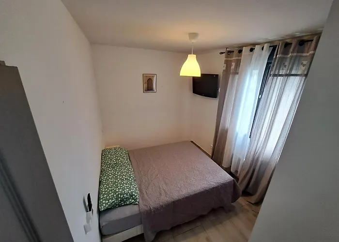 Charmante Maison Avec Piscine